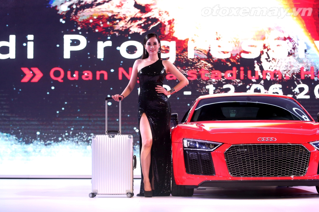 Trình diễn Rimowa hàng hiệu tại Audi Progressive